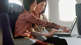7 Tips to Prevent Back Pain After Flying - Saratoga Spine