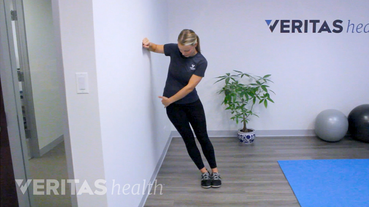 IT Band Stretch for Hip Pain Relief Video | Sports-health