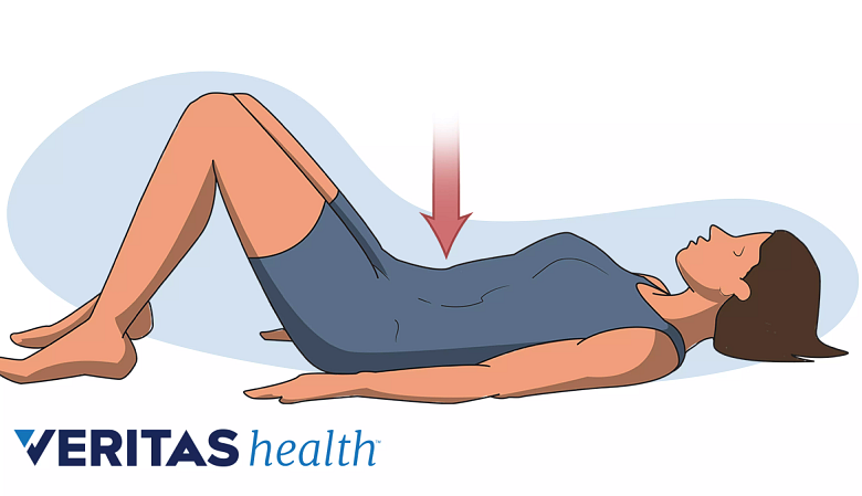 Illustration showing a woman performing pelvic tilt exercise.